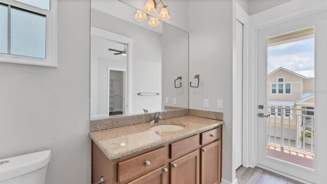 Building Photo - 10395 Coral Landings Ln