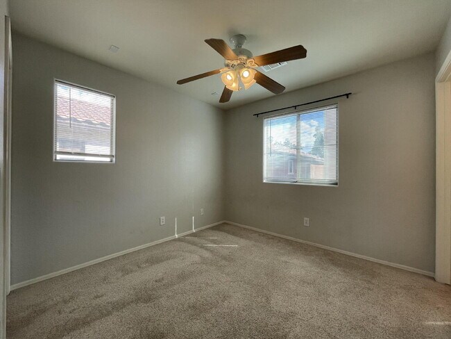 Building Photo - 451 S Hawes Rd