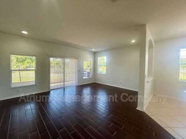 Building Photo - 12805 Avelar Manor Pl