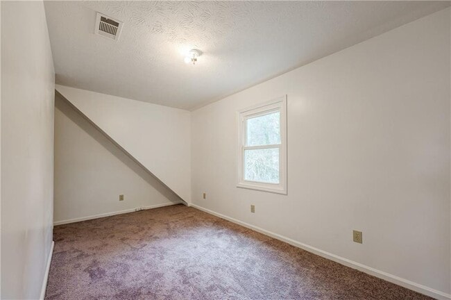 Building Photo - 805 Arbor Hill Dr