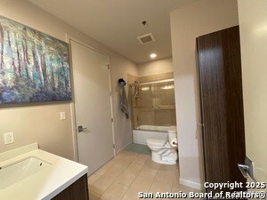 Building Photo - 17902 La Cantera Pkwy