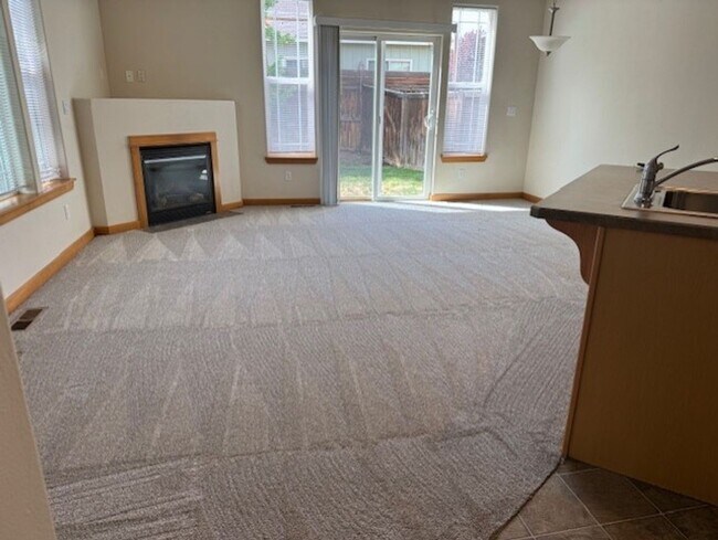 Building Photo - no20890