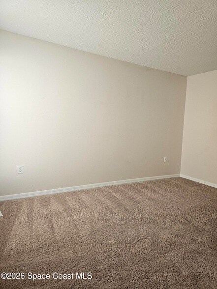 Building Photo - 1736 Vista Lake Cir