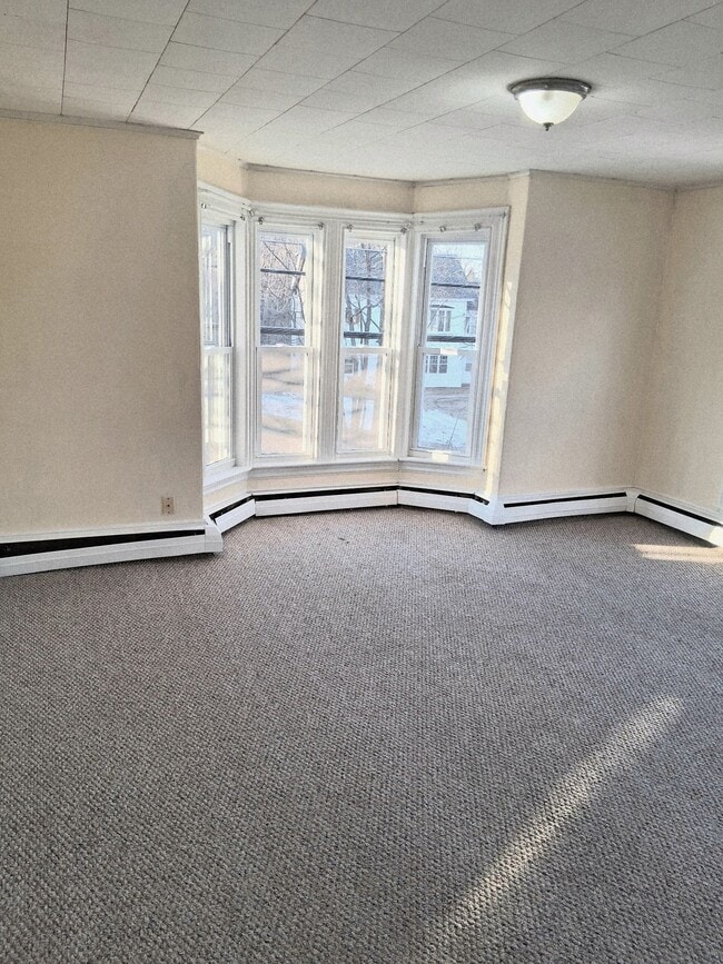 Building Photo - 430 Court St