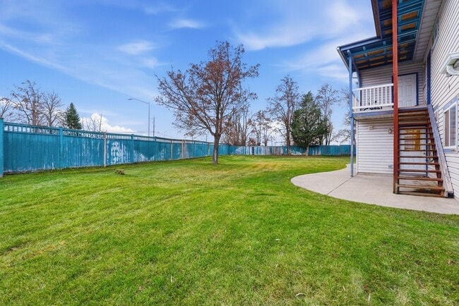 Building Photo - 3446 W Lilac Ct