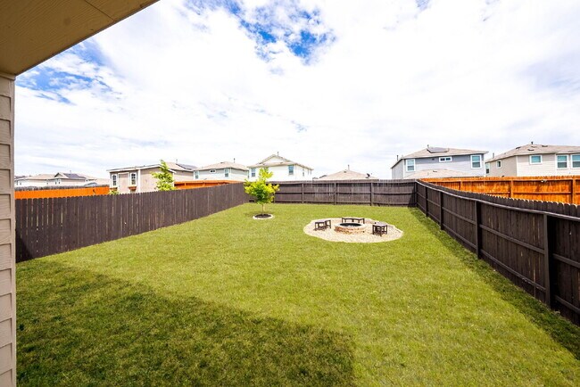 Building Photo - Located in the vibrant Valley Ranch commun...
