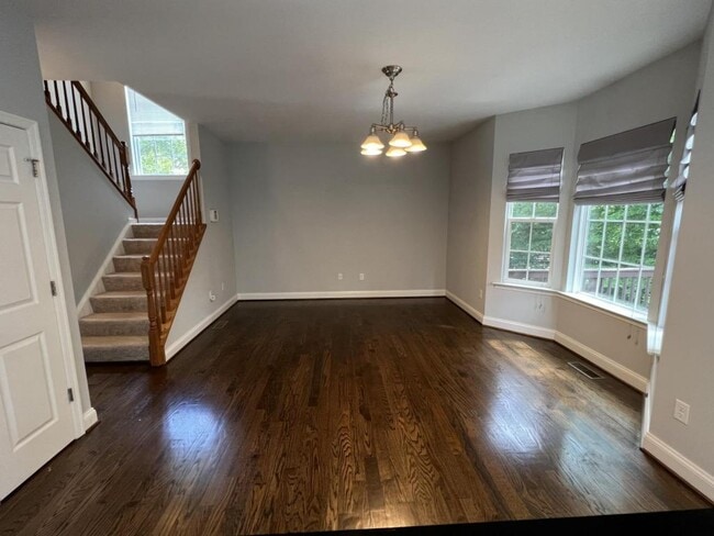 Building Photo - 3507 Spring Rd