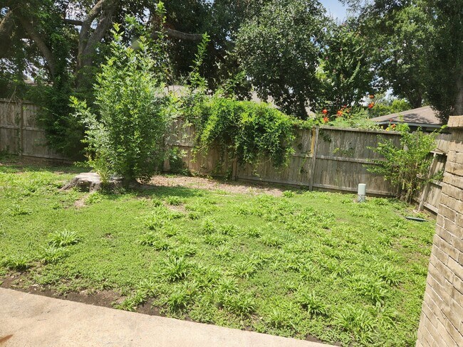 Building Photo - 10534 Westedge Dr