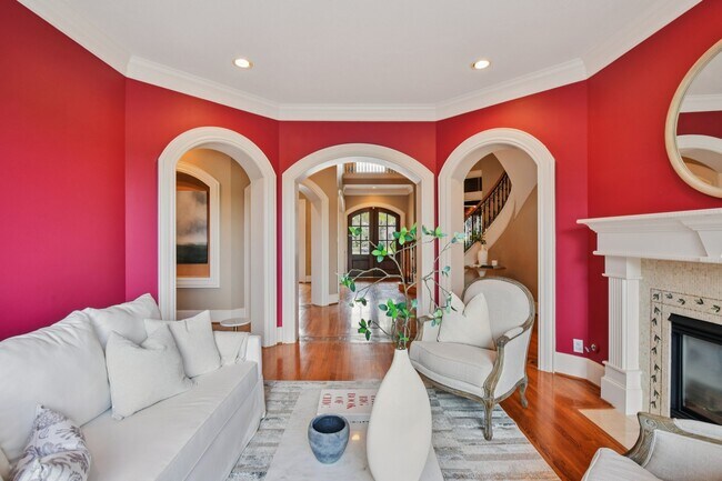 Building Photo - 2 Wilmington Ct