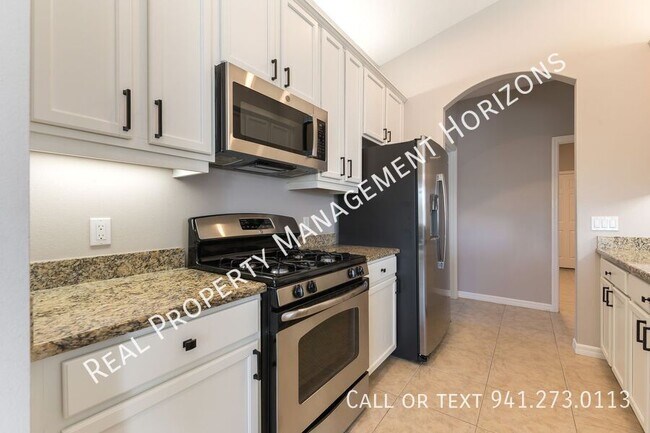 Building Photo - 15683 Lemon Fish Dr