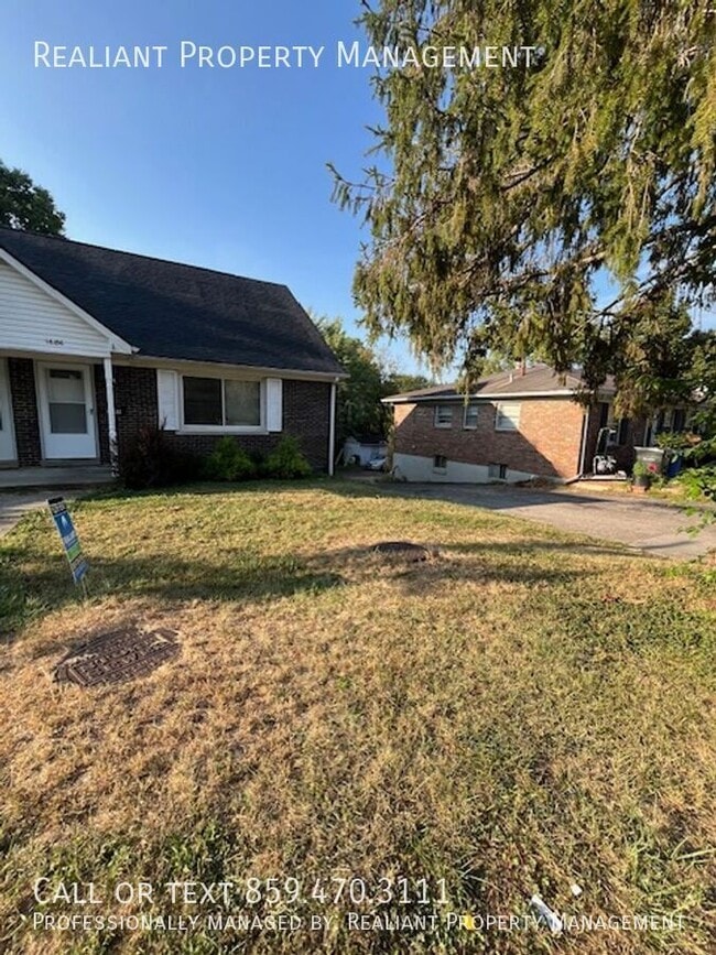 Primary Photo - 1686 Hill View Pl