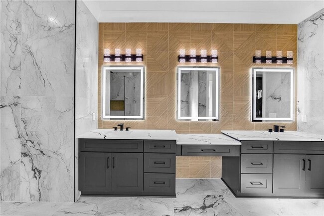 Building Photo - 405 Thunder Rd