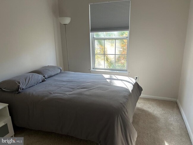 Building Photo - 5833 Pin Oak Commons Ct