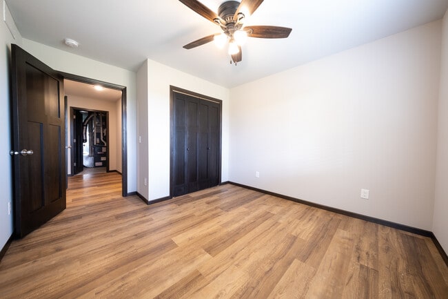 Building Photo - 669 4th Cir Dr SW