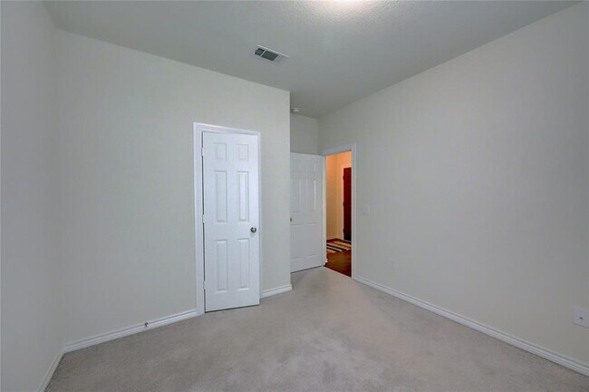 Building Photo - 23847 Northwood Terrace Ln