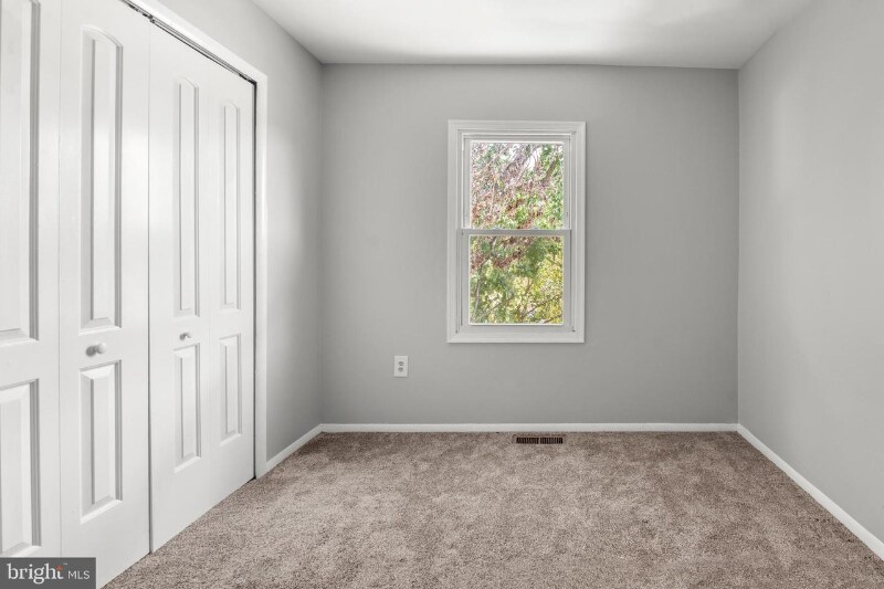 Building Photo - 655 Cadbury Dr