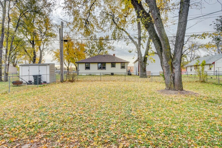 Building Photo - 1017 Hiatt St