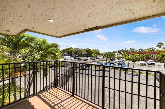 Building Photo - 10401 SW 108th Ave