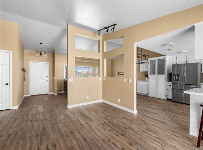 Building Photo - 13901 Hidden Valley Rd