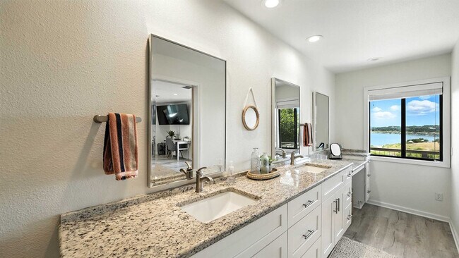 Building Photo - 1240 Canyon Springs Dr