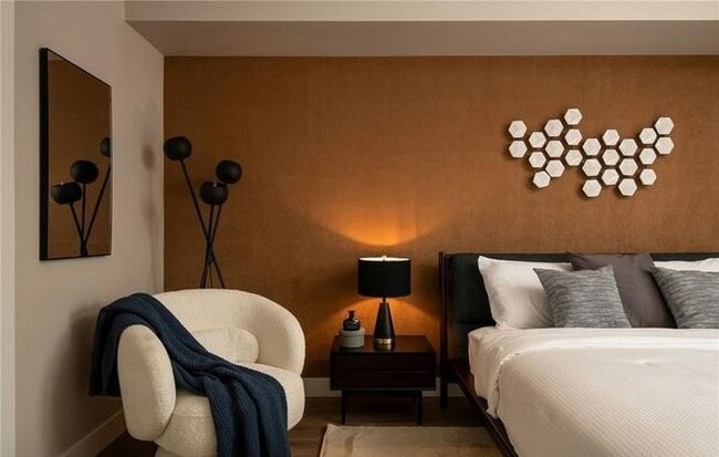 Building Photo - 380 Cordova St