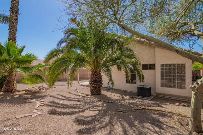 Building Photo - 9922 E Onza Ave
