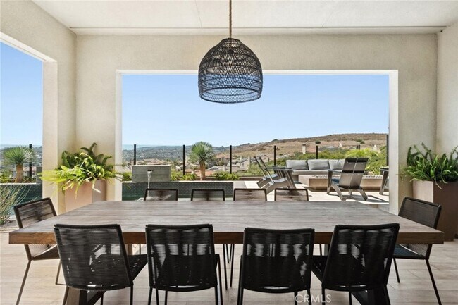 Building Photo - 33851 Paseo Eternidad