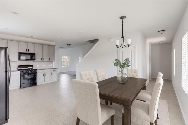 Building Photo - 200 Oldbridge Dr