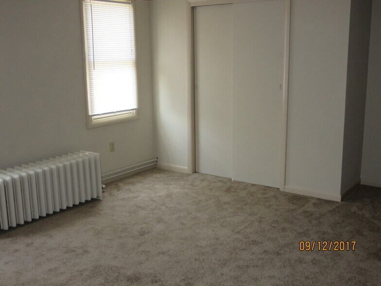 Building Photo - 3008 Broad Ave