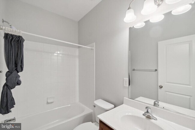 Building Photo - 241 Kepler Dr