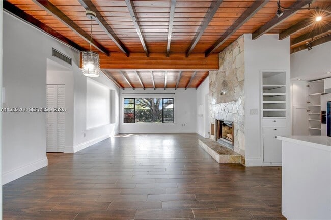 Building Photo - 9005 SW 56th St