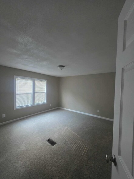 Building Photo - 205 Bud Black Rd