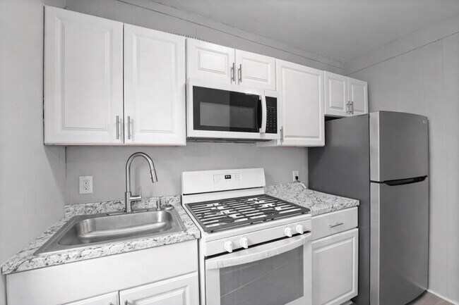 Building Photo - 28 Lydia St