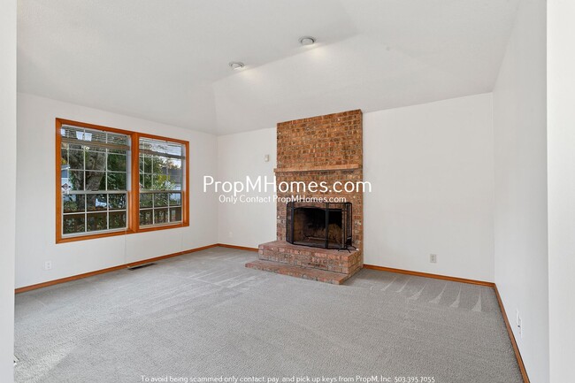Building Photo - Charming 3-Bedroom, 2.5-Bath Home in Aloha