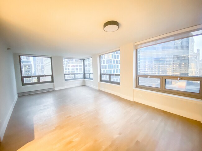 Building Photo - 440 N Wabash Ave
