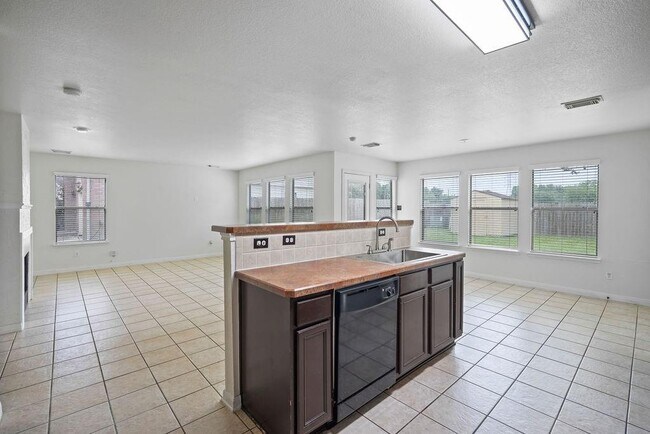 Building Photo - 1334 Flatrock Creek Dr