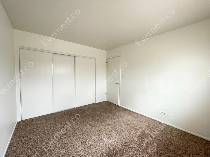 Building Photo - 8353 Fox St
