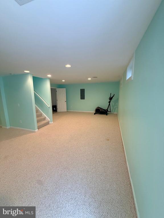 Building Photo - 8140 Gilroy Dr