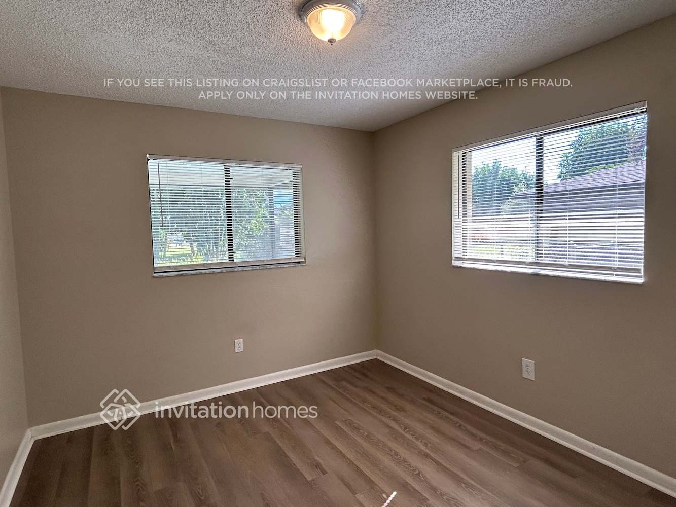 Building Photo - 1012 SE 42nd Ln