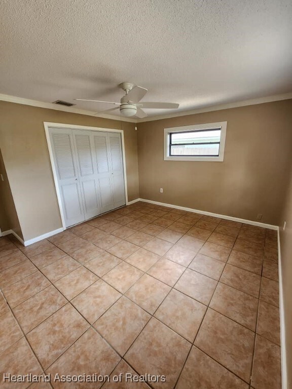 Building Photo - 2636 Queenswood Dr