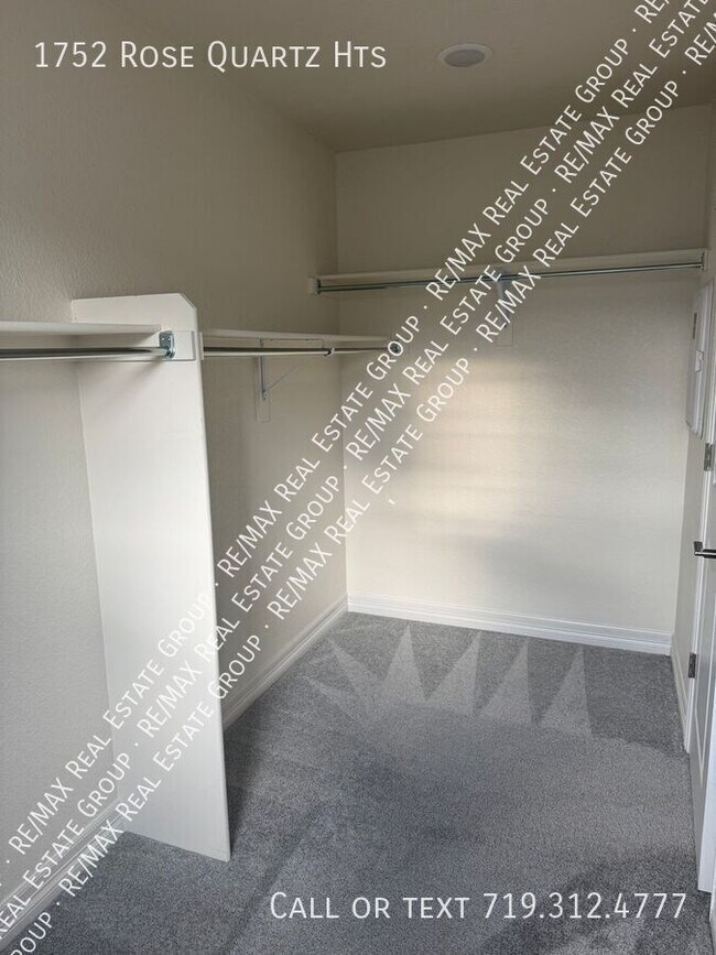 Building Photo - 1752 Rose Quartz Heights