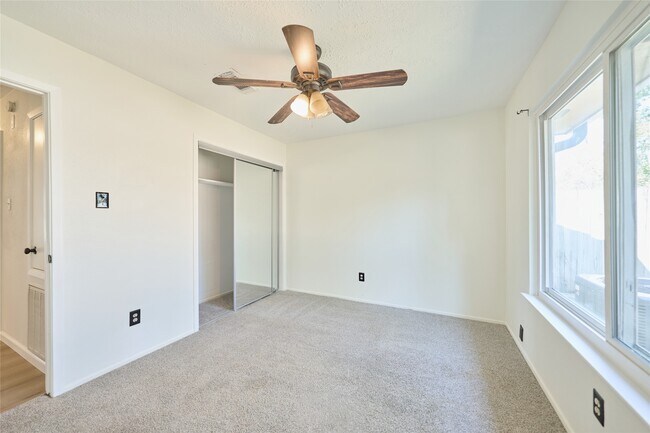 Building Photo - 21510 N Tangle Creek Ln