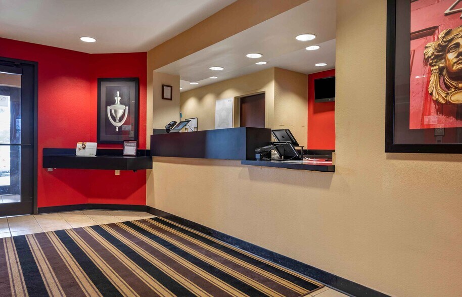 Building Photo - Furnished Studio-Pittsburgh - West Mifflin