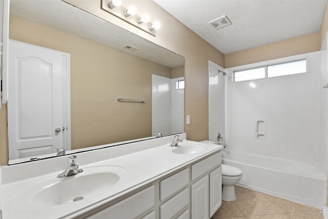 Building Photo - 24938 Crystal Stone Ln