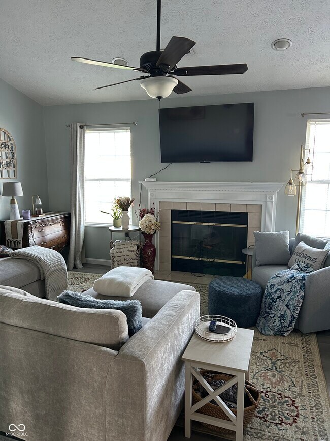 Building Photo - 39 Cedarwood Dr