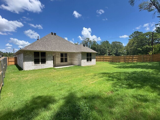 Building Photo - 3065 Guinn Farms Rd