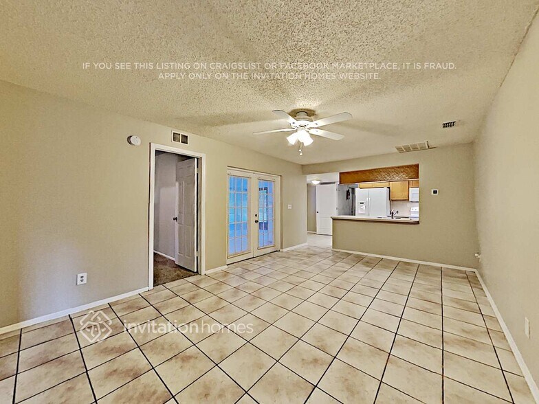 Building Photo - 2212 Cornell Dr