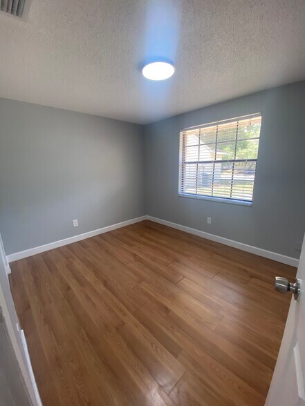 Building Photo - 12703 Alida Pl