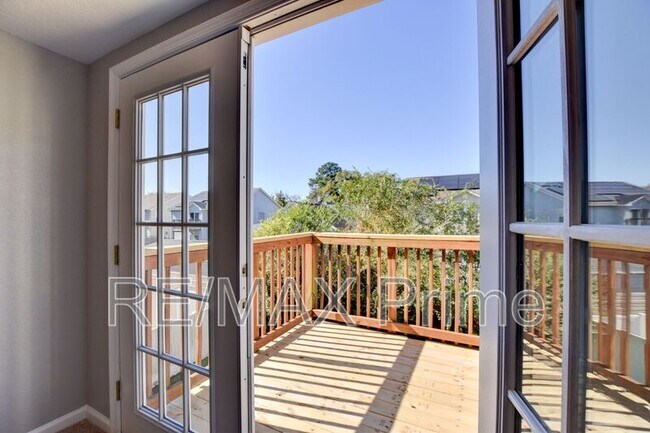 Building Photo - 2513 Masi St