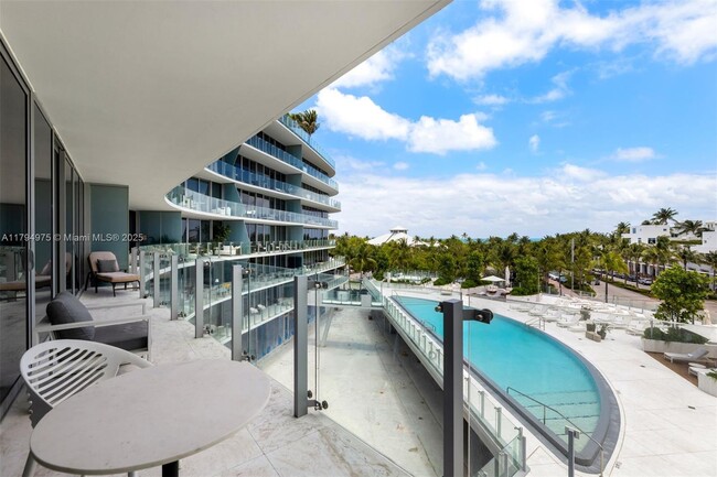 Building Photo - 1 Collins Ave